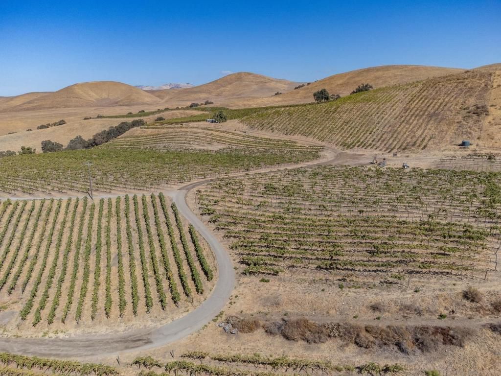 Image 4 of property listing at 0 Airline Highway, Tres Pinos, CA 95075