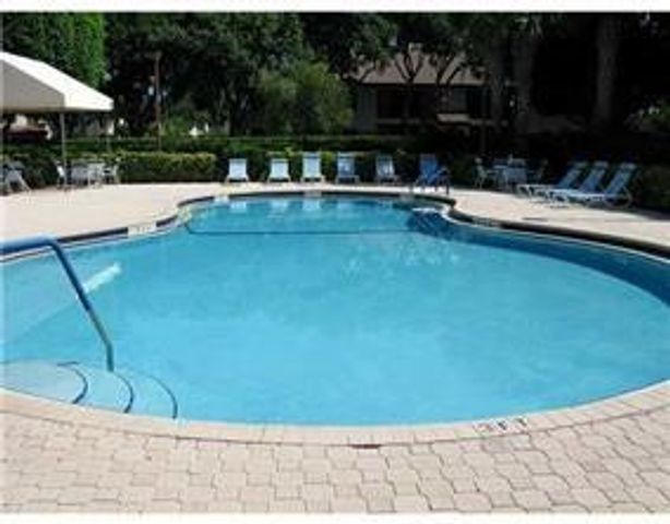 5438 Verona Drive Unit 812 L Drive L, Boynton Beach, FL 33437