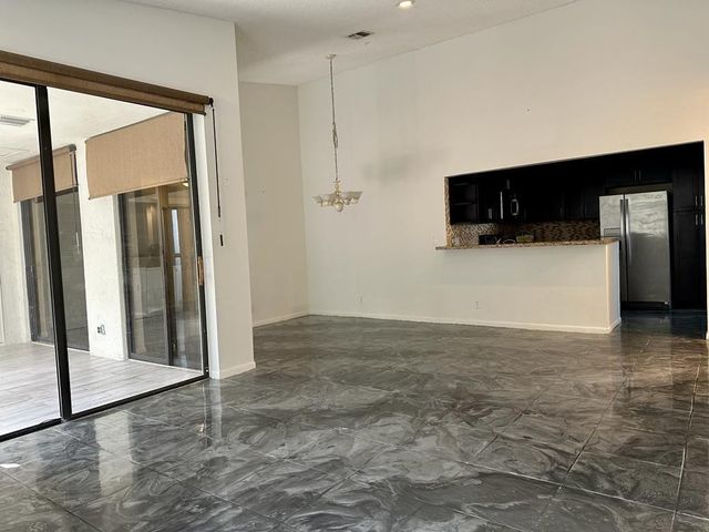 5438 Verona Drive Unit 812 L Drive L, Boynton Beach, FL 33437