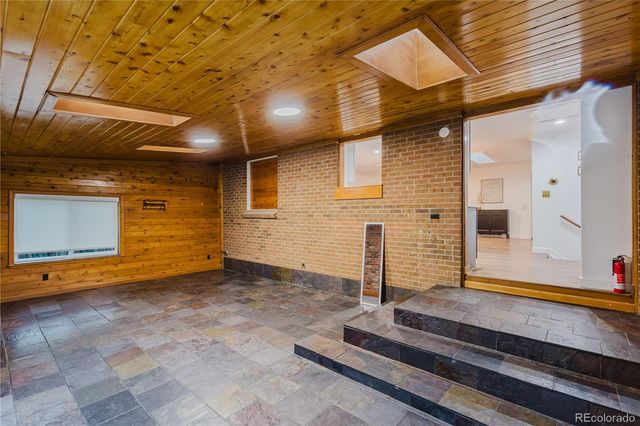 13836 W 68th Avenue, Arvada, CO 80004