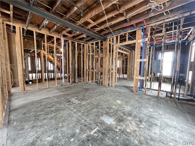 240 Kirk Avenue 44, Syracuse, NY 13205