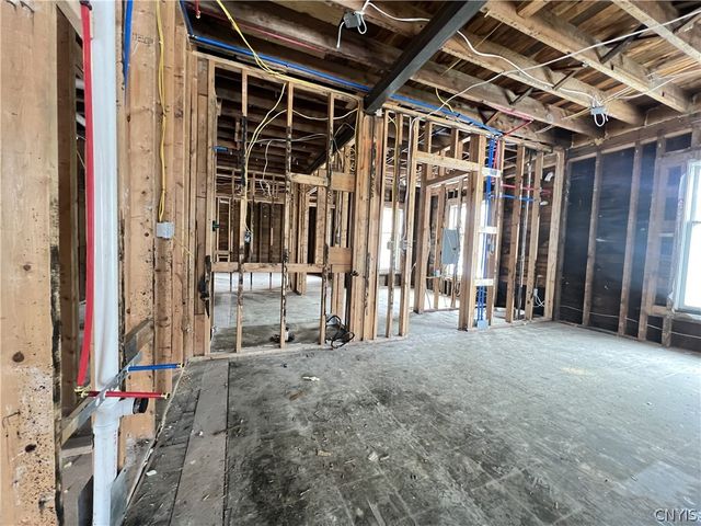 240 Kirk Avenue 44, Syracuse, NY 13205