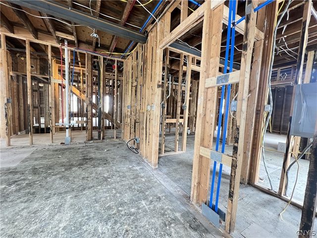 240 Kirk Avenue 44, Syracuse, NY 13205