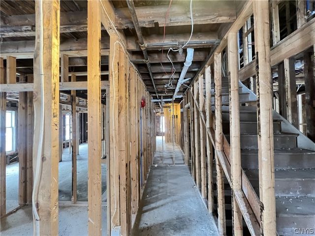 240 Kirk Avenue 44, Syracuse, NY 13205