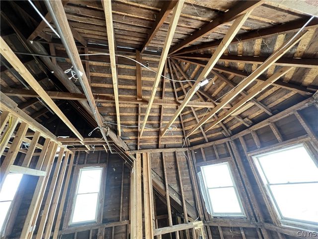 240 Kirk Avenue 44, Syracuse, NY 13205