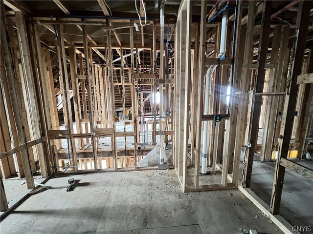 240 Kirk Avenue 44, Syracuse, NY 13205