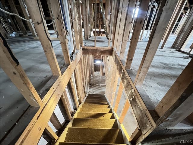 240 Kirk Avenue 44, Syracuse, NY 13205