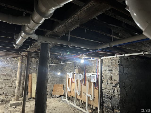 240 Kirk Avenue 44, Syracuse, NY 13205