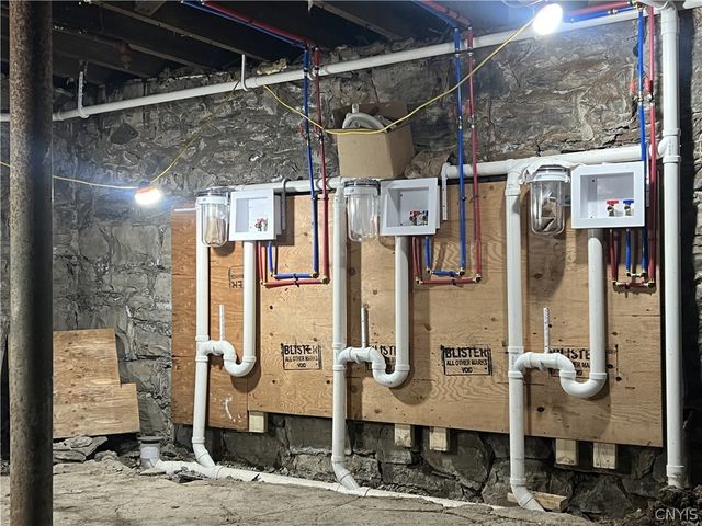 240 Kirk Avenue 44, Syracuse, NY 13205