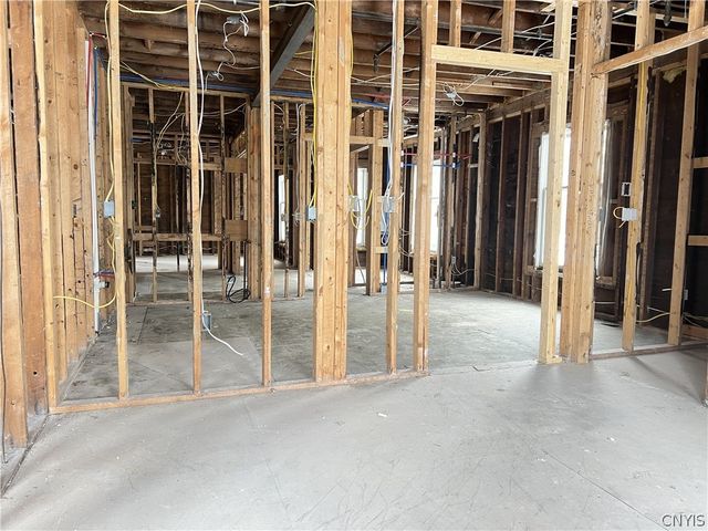 240 Kirk Avenue 44, Syracuse, NY 13205