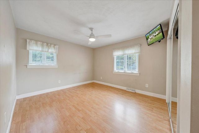 1602 Glenwood CIR, Roanoke, VA 24014