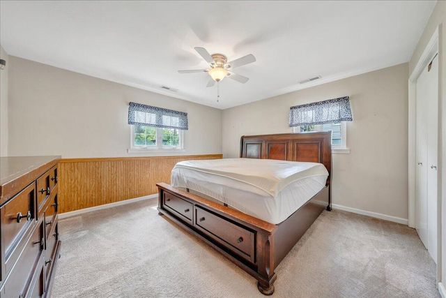 1602 Glenwood CIR, Roanoke, VA 24014