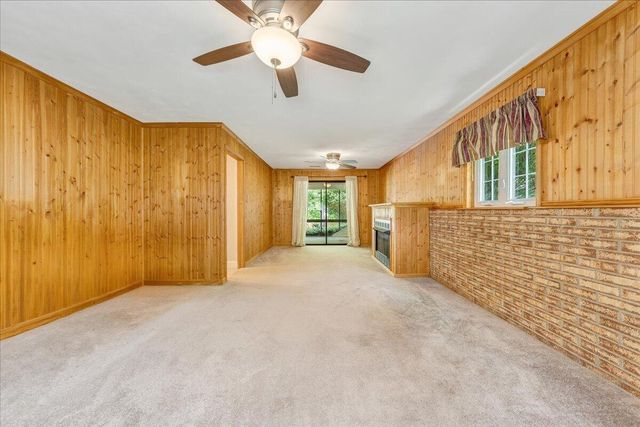 1602 Glenwood CIR, Roanoke, VA 24014