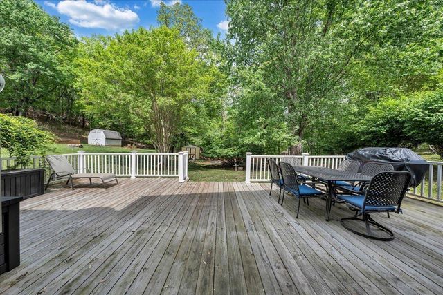 1602 Glenwood CIR, Roanoke, VA 24014