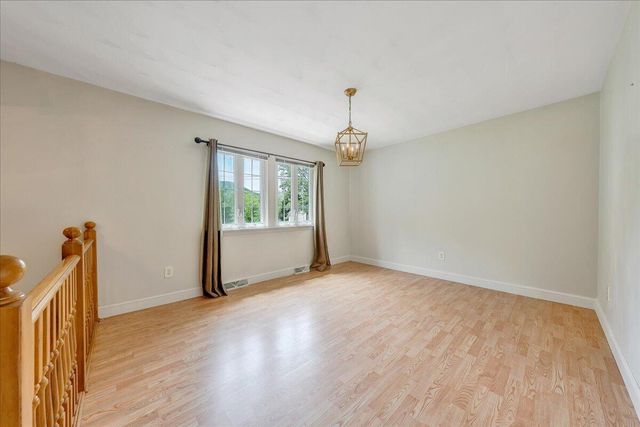 1602 Glenwood CIR, Roanoke, VA 24014
