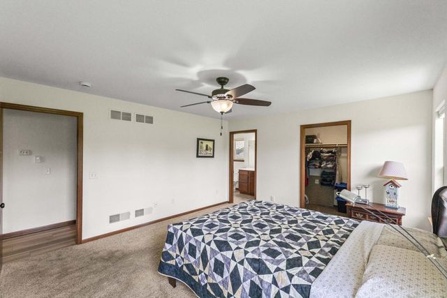 W1401 Stoney Brook COURT, Ixonia, WI 53036
