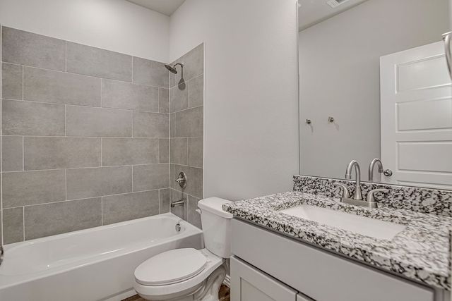 1649 E Terrell Avenue, Fort Worth, TX 76104