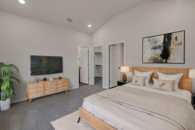 1649 E Terrell Avenue, Fort Worth, TX 76104