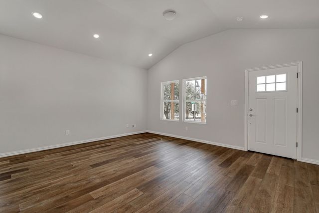 1649 E Terrell Avenue, Fort Worth, TX 76104