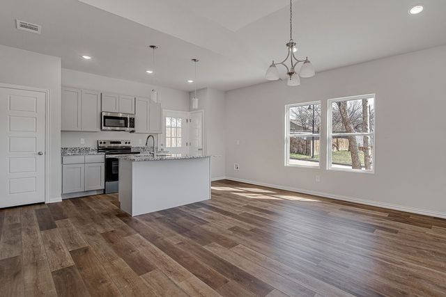 1649 E Terrell Avenue, Fort Worth, TX 76104