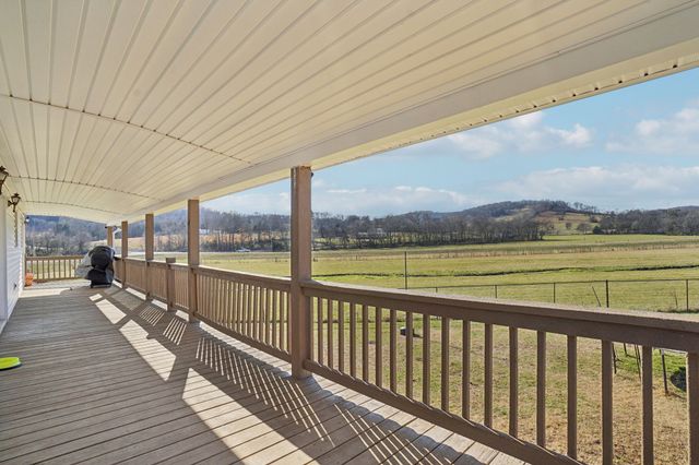 54 Hickman Hwy, Gordonsville, TN 38563