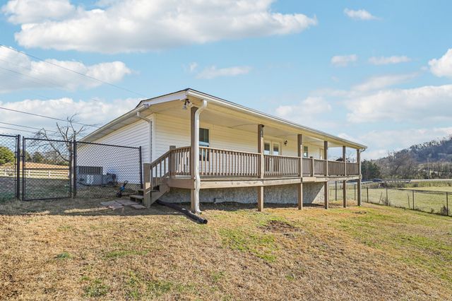 54 Hickman Hwy, Gordonsville, TN 38563