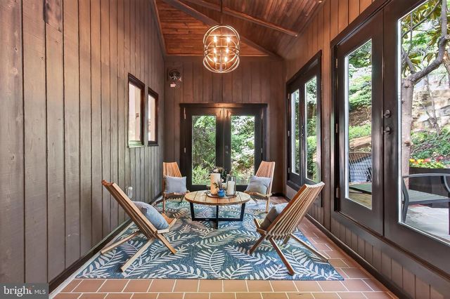 2603 KLINGLE RD NW, Washington, DC 20008