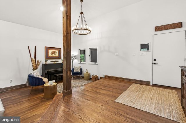 2603 KLINGLE RD NW, Washington, DC 20008