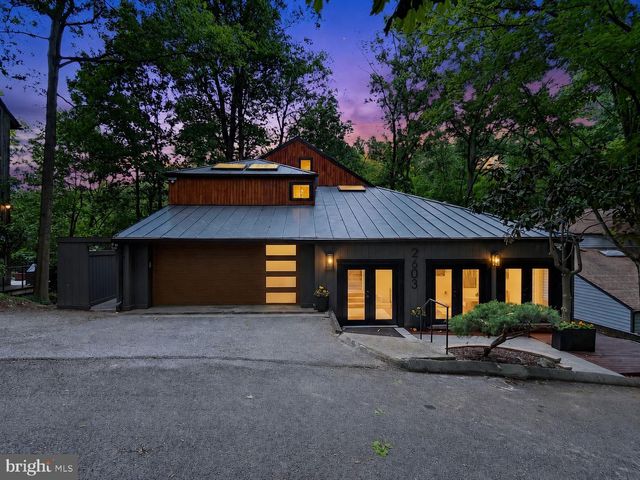 2603 KLINGLE RD NW, Washington, DC 20008