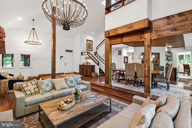 2603 KLINGLE RD NW, Washington, DC 20008
