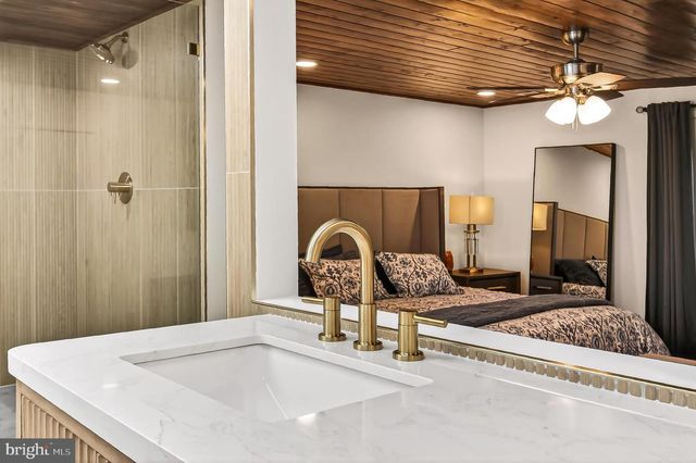 2603 KLINGLE RD NW, Washington, DC 20008