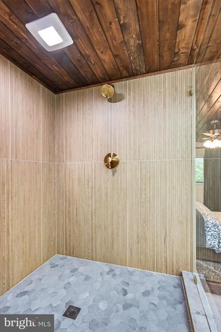 2603 KLINGLE RD NW, Washington, DC 20008