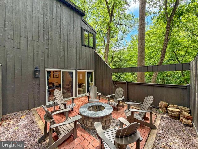 2603 KLINGLE RD NW, Washington, DC 20008