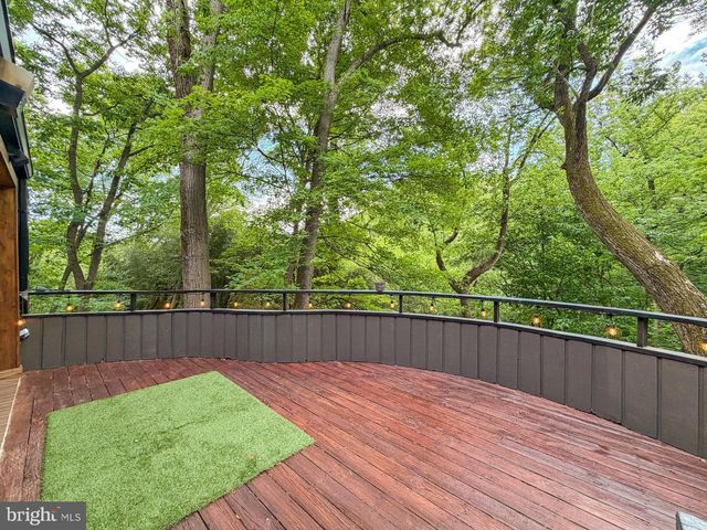 2603 KLINGLE RD NW, Washington, DC 20008