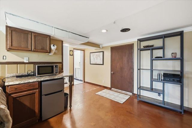 5128 N Greenwood Blvd, Spokane, WA 99205