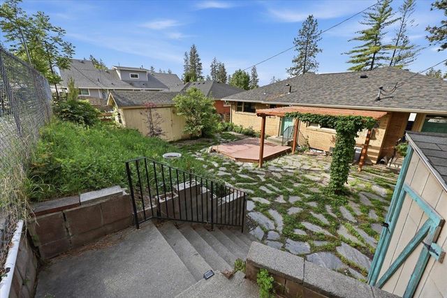 5128 N Greenwood Blvd, Spokane, WA 99205