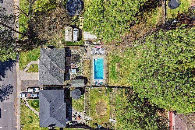 5128 N Greenwood Blvd, Spokane, WA 99205