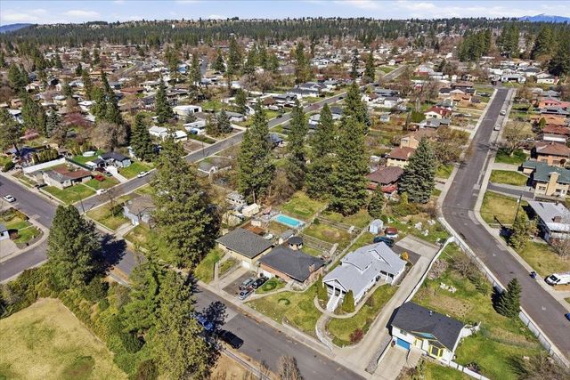 5128 N Greenwood Blvd, Spokane, WA 99205