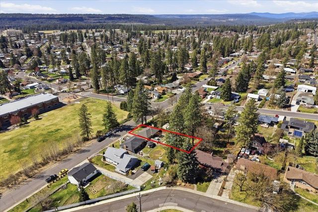 5128 N Greenwood Blvd, Spokane, WA 99205