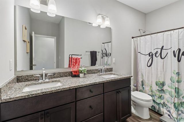 417 SW 12th Street, Des Moines, IA 50309