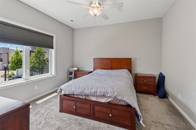 417 SW 12th Street, Des Moines, IA 50309