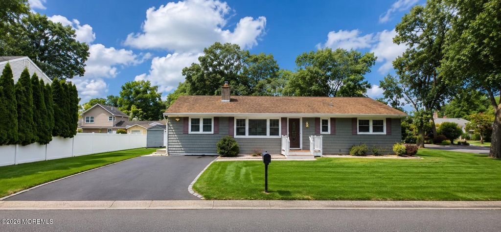2432 Dwight Avenue, Point Pleasant, NJ 08742