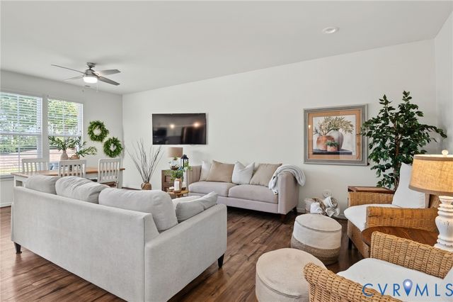 7101 Desert Candle Dr, Moseley, VA 23120