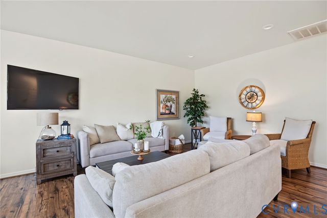 7101 Desert Candle Dr, Moseley, VA 23120