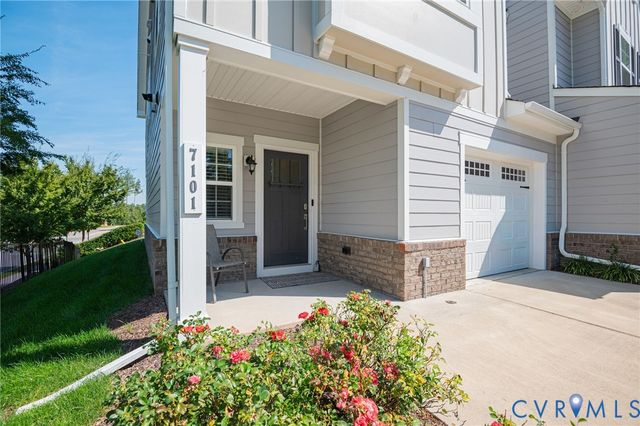 7101 Desert Candle Dr, Moseley, VA 23120