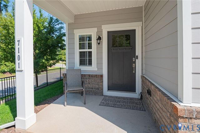 7101 Desert Candle Dr, Moseley, VA 23120