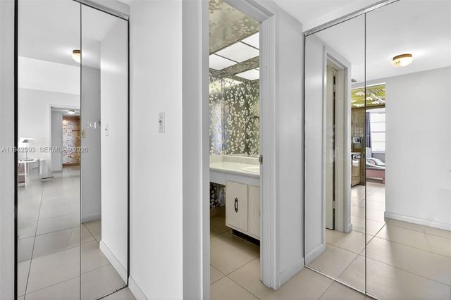 301 174th St 1905, Sunny Isles Beach, FL 33160