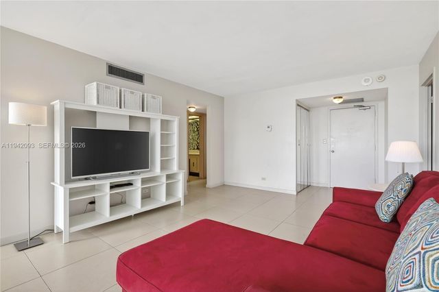 301 174th St 1905, Sunny Isles Beach, FL 33160