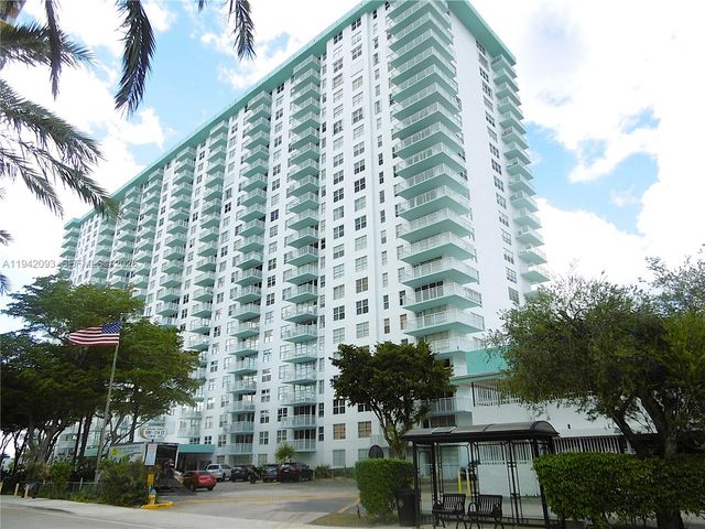 301 174th St 1905, Sunny Isles Beach, FL 33160
