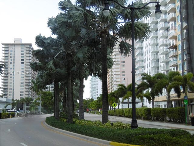 301 174th St 1905, Sunny Isles Beach, FL 33160